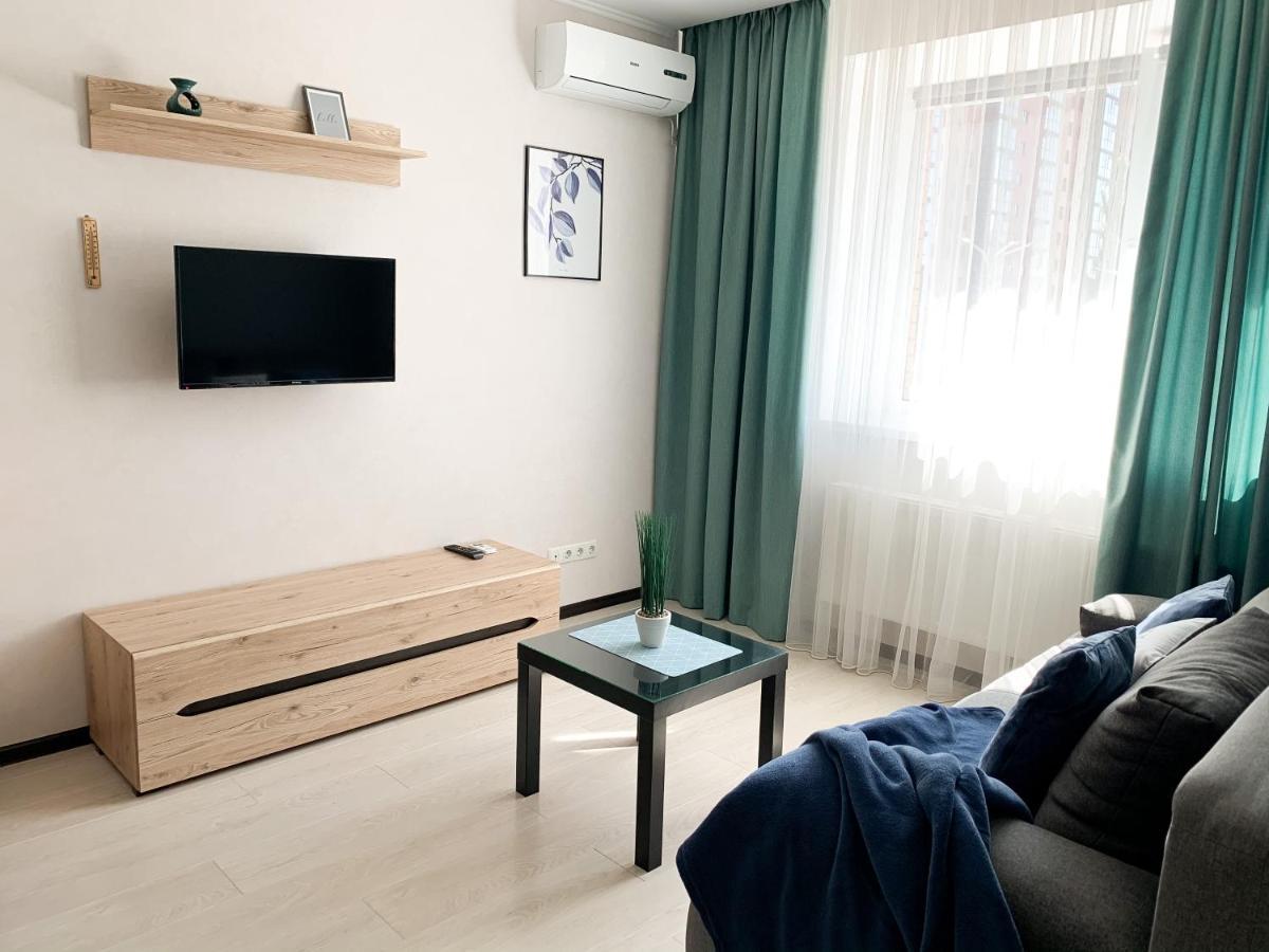 Blue Apartments On Kotsyubinsky Avenue Виниця Екстериор снимка