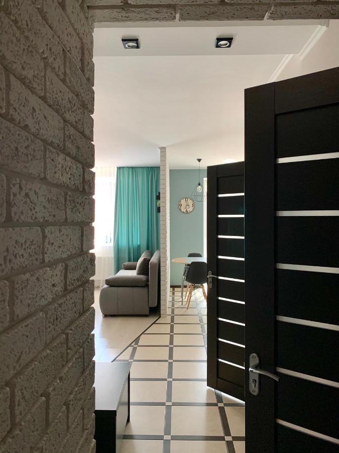Blue Apartments On Kotsyubinsky Avenue Виниця Екстериор снимка